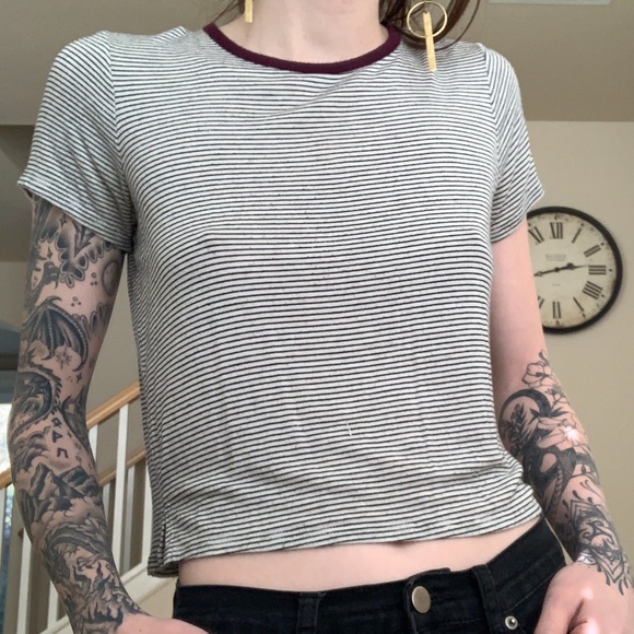 Love Tilt Striped Crop Top Tee - Picture 2 of 7
